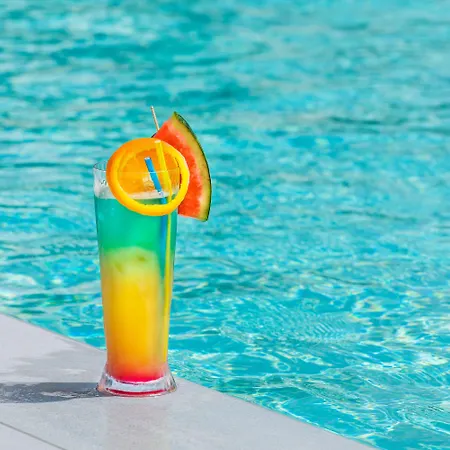 Hotel Cocoοns Suites&Villas Fourka Fourka