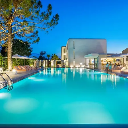 Cocoοns Luxury &