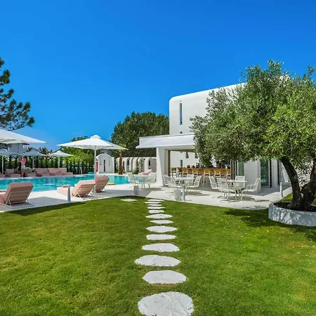 Hotel Cocoοns Luxury & *
