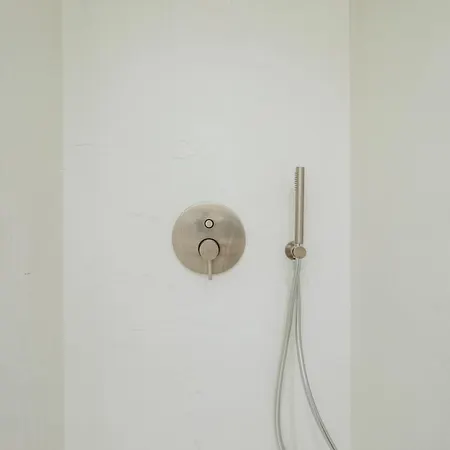 Hotel Cocoοns & *