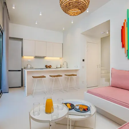 Hotel Cocoοns Luxury & *