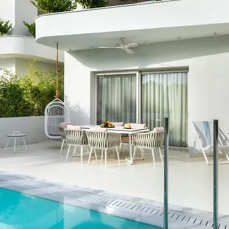 Hotel Cocoοns Luxury &