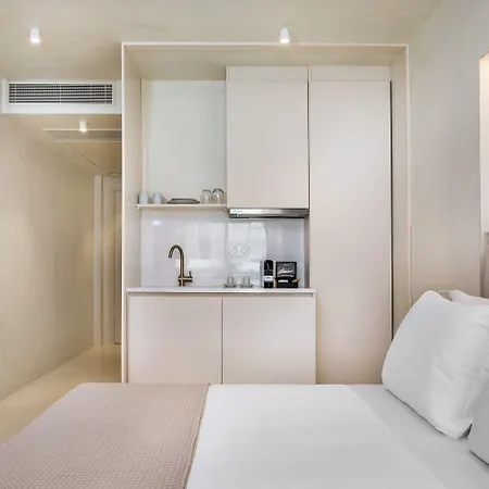 Hotel Cocoοns & Fourka